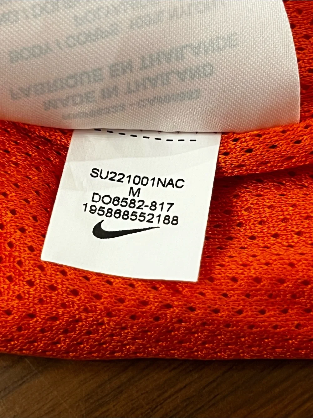 Nike Boys Orange Sportswear Woven Shorts Size L Large NWOT Brand New